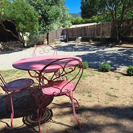 فندق مبيت وإفطار L'interlude