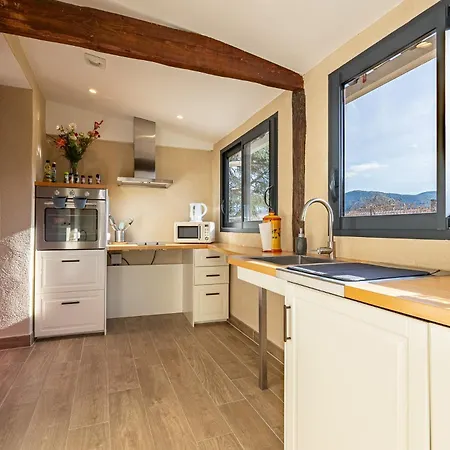 L'interlude فندق مبيت وإفطار 3*